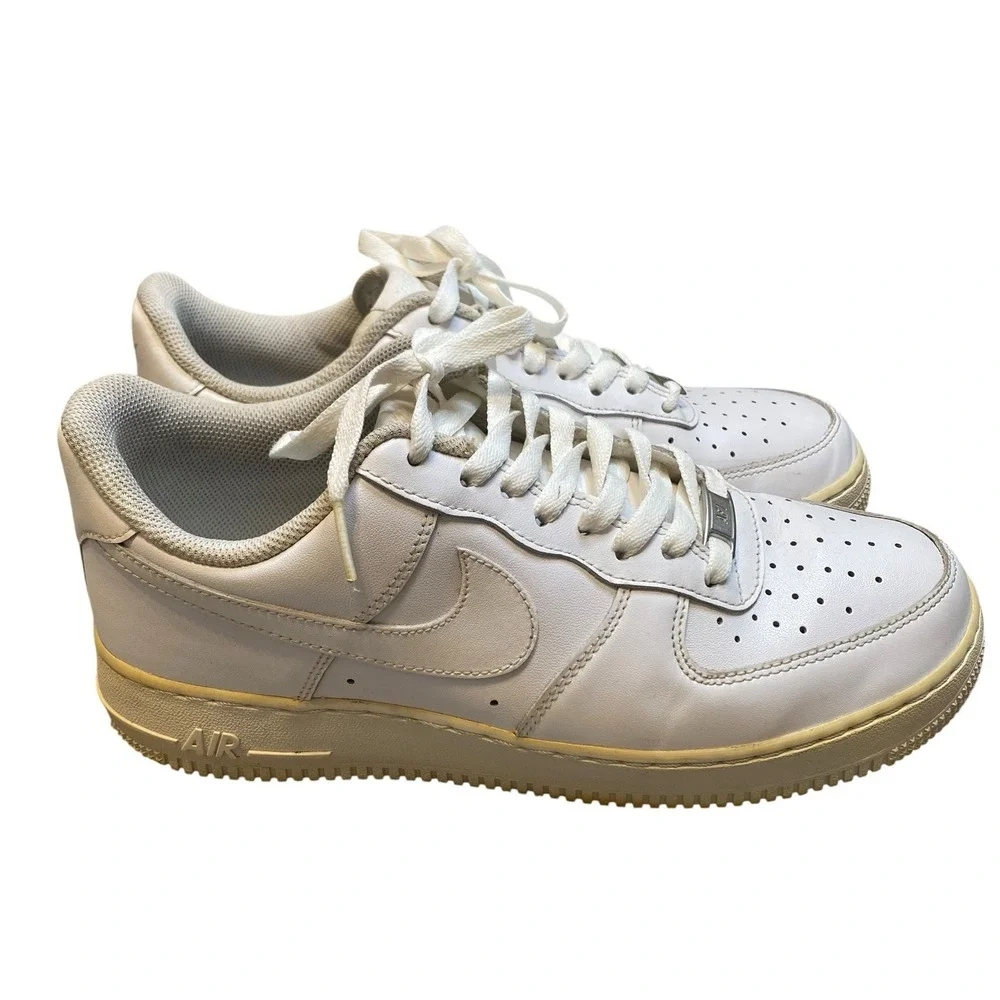 Nike Air Force 1 Leather Athletic Shoes Men 8.5 EU 42 White Leather Low Top